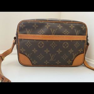 Louis Vuitton Trocadero 23